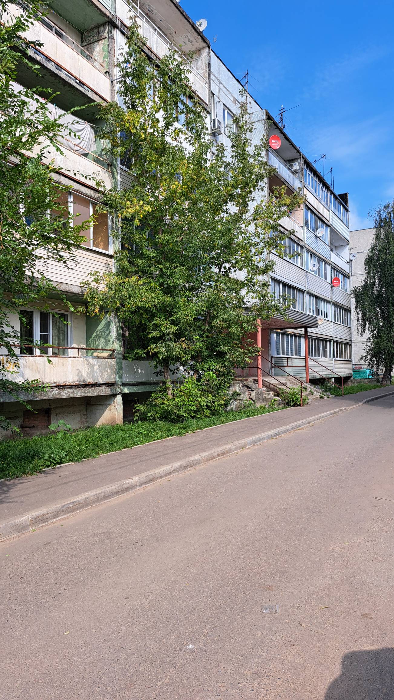 2-комн. квартира, 50 м², 3/5 этаж — фото 1 из 12